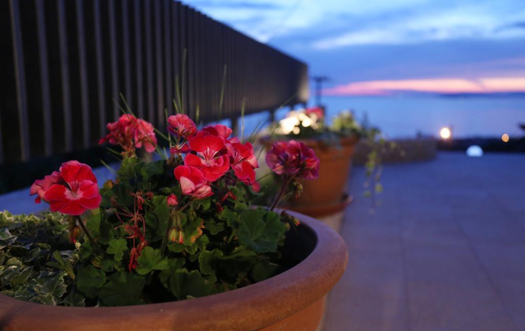 Apartment Smile Podstrana Bagian luar foto